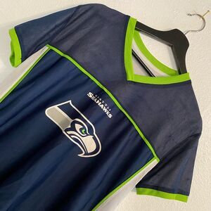 Seattle Seahawks Medium Navy and Green Jersey, Dempsey Flag Sportwear a-42